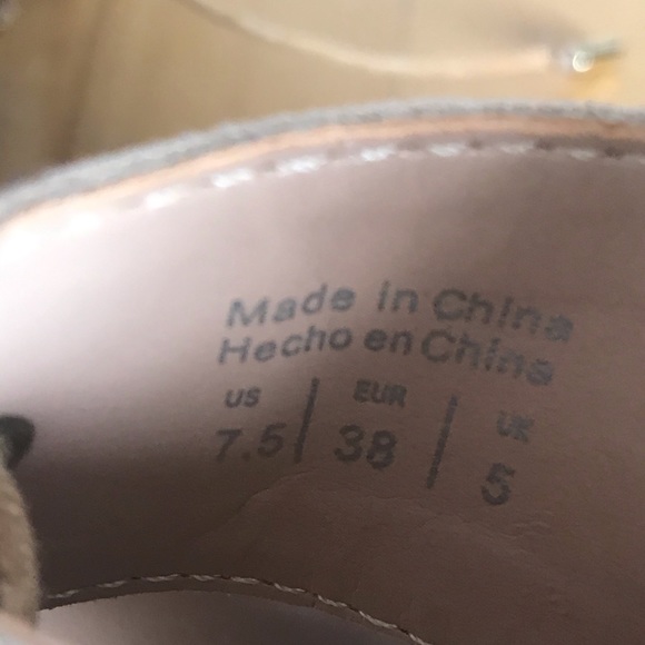 Nude chunky heeled sandals - Picture 4 of 4